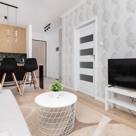 Starowiejska Apartment With Balcony Next To Arena Gdansk Stadium By Noclegi Renters Εξωτερικό φωτογραφία